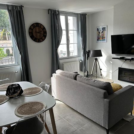 Appartement Avec Terrasse Au Puy Le Puy-en-Velay Esterno foto