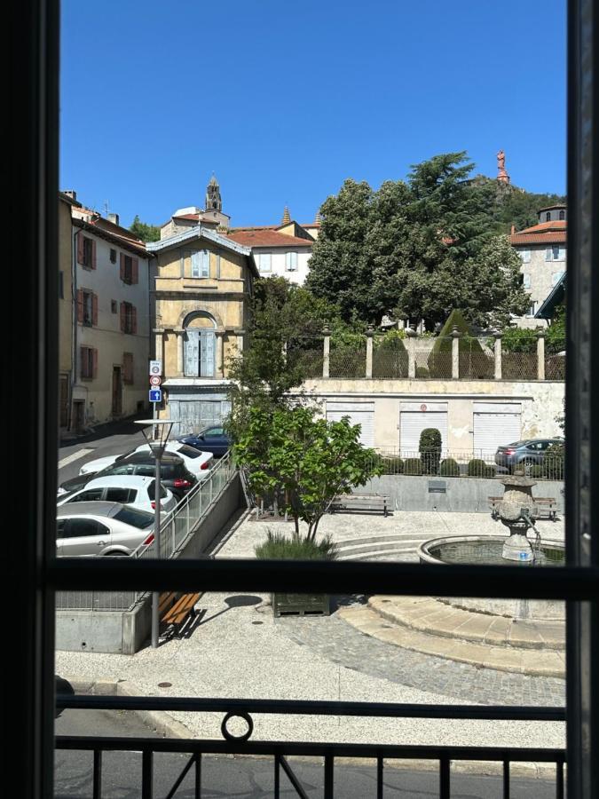 Appartement Avec Terrasse Au Puy Le Puy-en-Velay Esterno foto